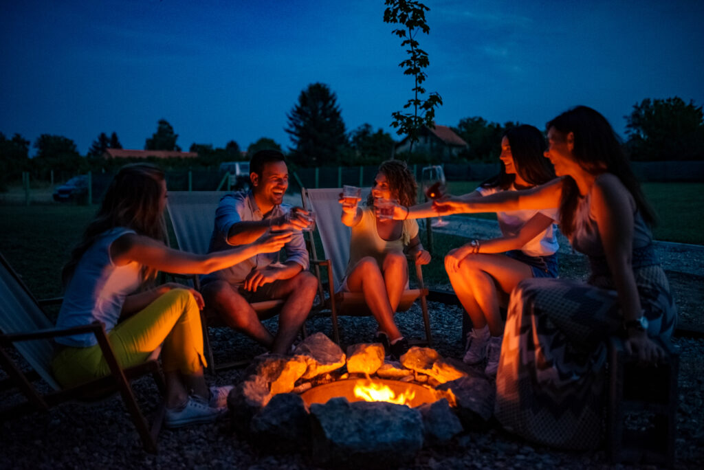 Ignite Your Fall Evenings: Hosting a Memorable Fire Pit Party